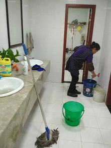 重慶渝中區(qū)專業(yè)保潔服務指南 物業(yè)保潔、水晶燈清洗公司口碑與收費詳解